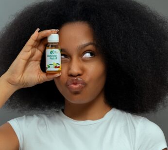 Daily Hair Food Oil In Screw Cap Bottle